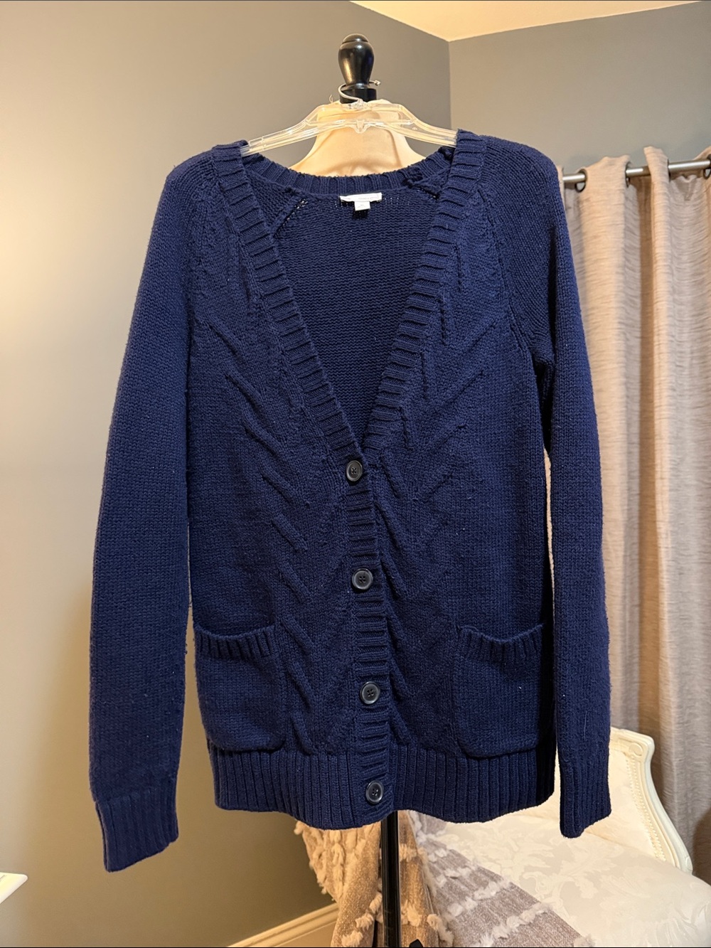 GAP Navy V‑Neck Button Cardigan